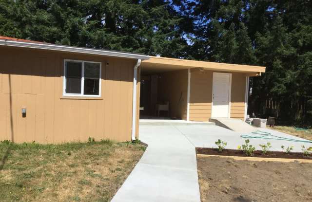 Charming 2-Bedroom Home in Prime Pecks Drive Location photos photos