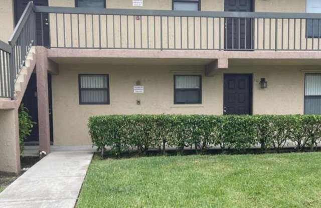 21906 Lake Forest Circle - 21906 Lake Forest Circle, Palm Beach County, FL 33433