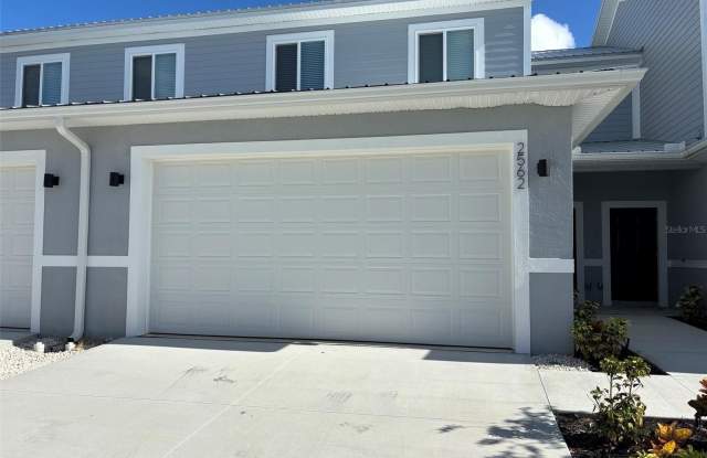 2562 PINE PLACE photos photos