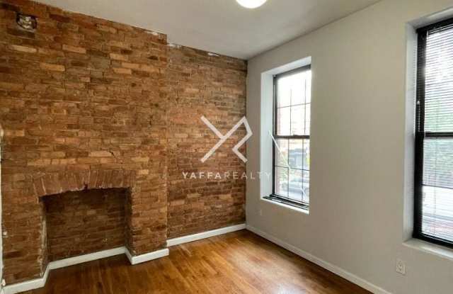 181 Graham Avenue Gallery 1