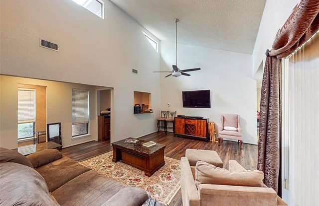 4025 Crescent Valley Circle Gallery 3