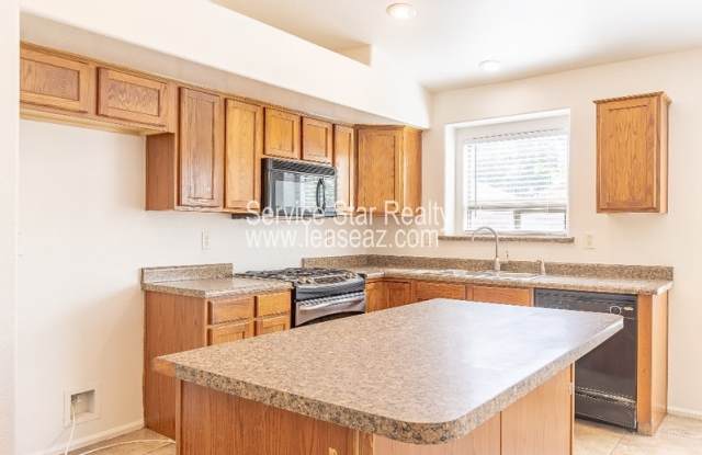 8414 S 48th Ln Gallery 3