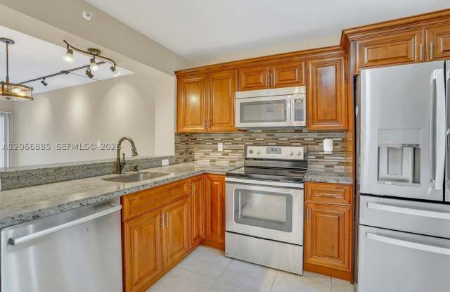 9537 Weldon Cir Gallery 4