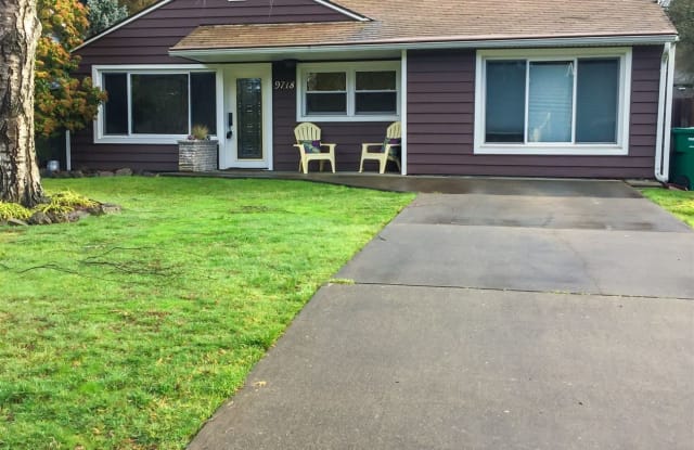 9718 45th Ave NE - 9718 45th Avenue Northeast, Seattle, WA 98115