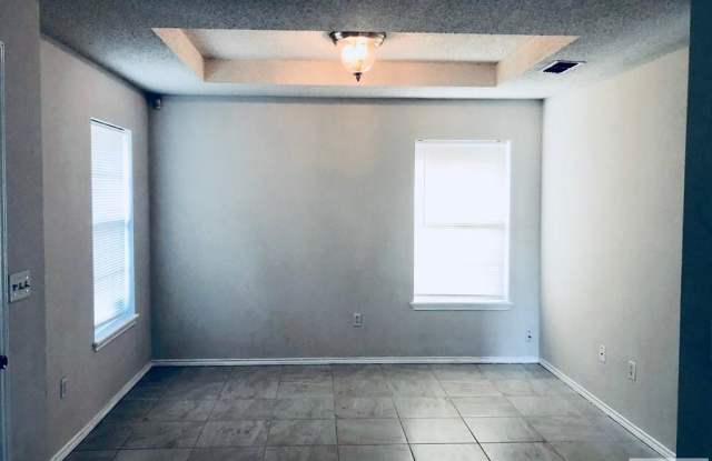 2933 ANDORRA ST. Gallery 3