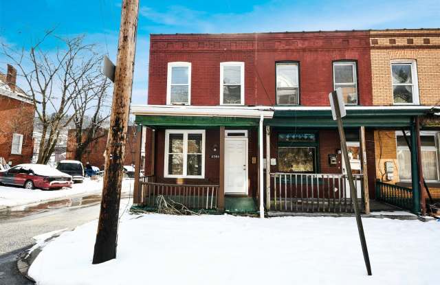 1156 1/2 South Ave. photos photos