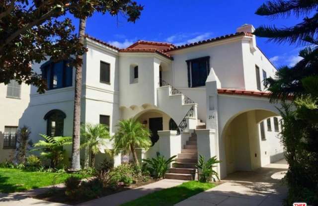 212 South DOHENY Drive - 212 South Doheny Drive, Beverly Hills, CA 90211