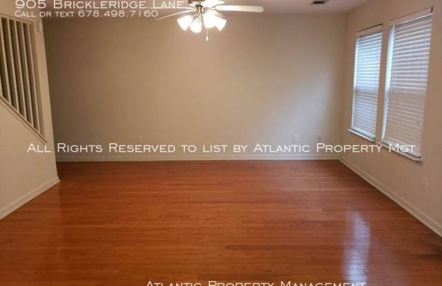 905 Brickleridge Lane Gallery 3