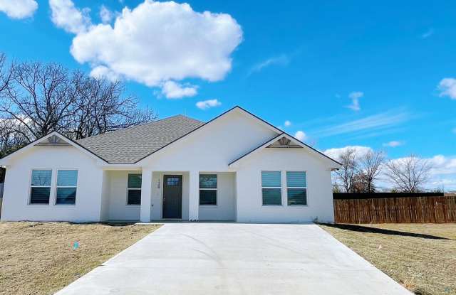 Adorable home in a quiet neighborhood photos photos
