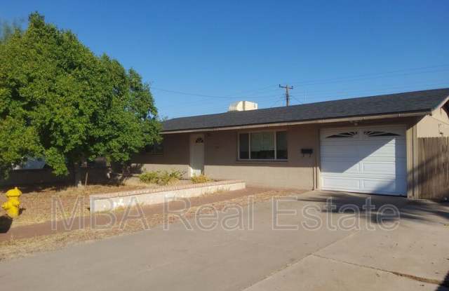 1444 W Huntington Dr photos photos