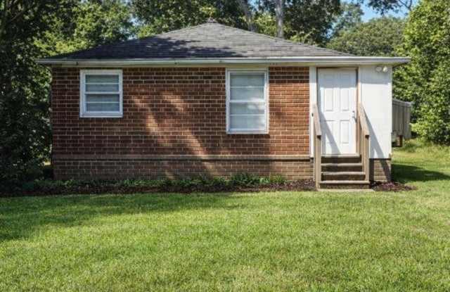 3775 Grand Avenue photos photos