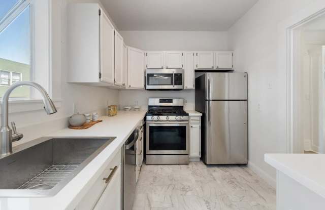 135 Carl St Apt 4 Gallery 2