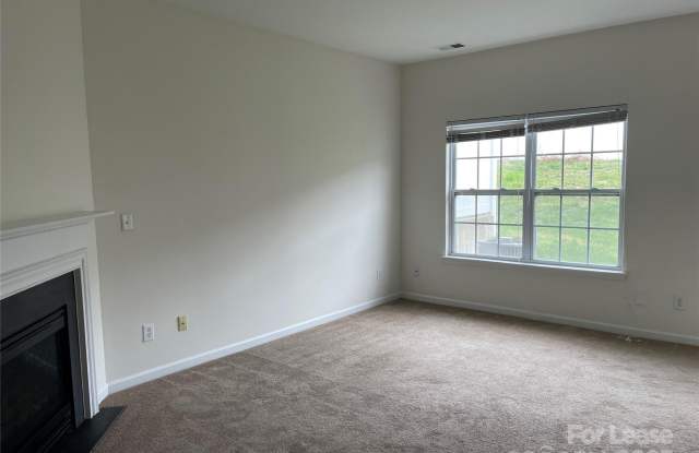 8583 Carolina Lily Lane Gallery 3