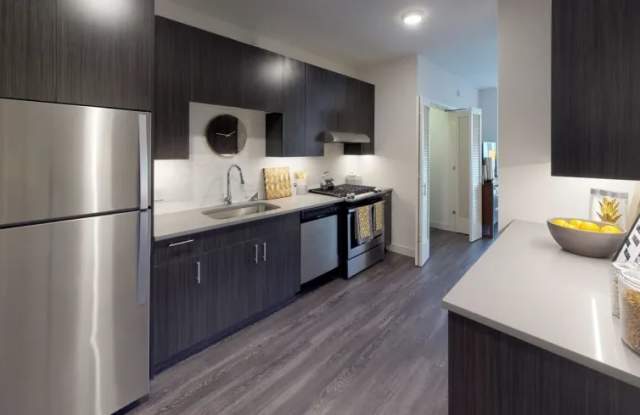 810 West Agatite photos photos