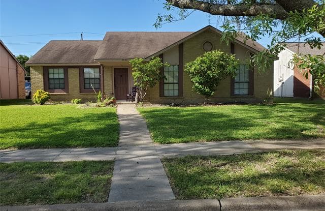 5620 Painter Street - 5620 Painter Street, The Colony, TX 75056