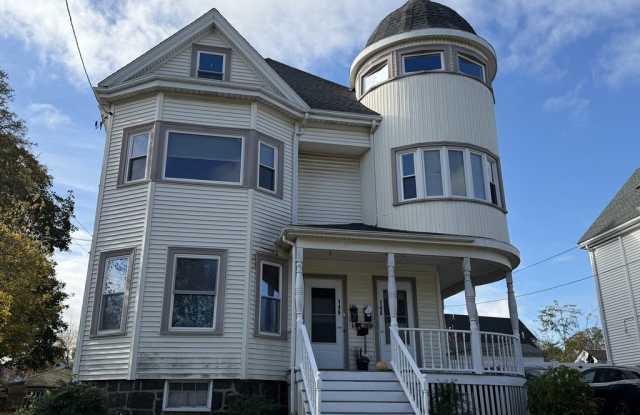 148 George Street unit: 2 photos photos