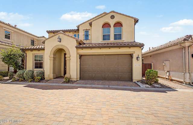 4128 S GREYTHORNE Way Gallery 2