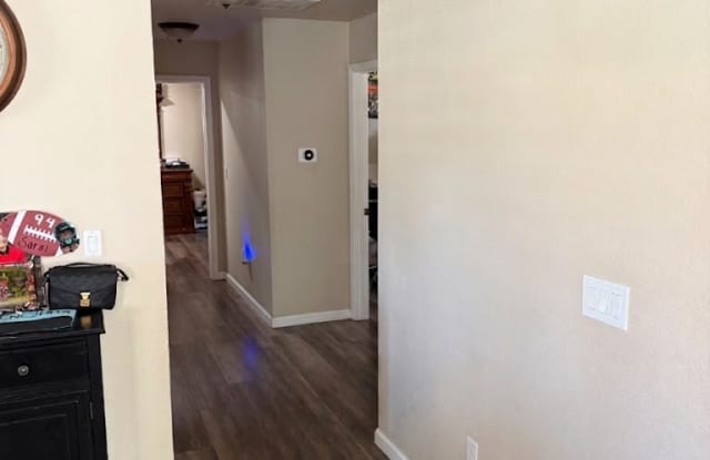 1761 Bay Court Gallery 3
