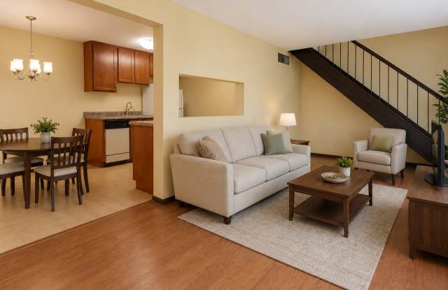 304 Creekside Court Gallery 3