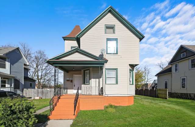 1097 E Merchant Street photos photos