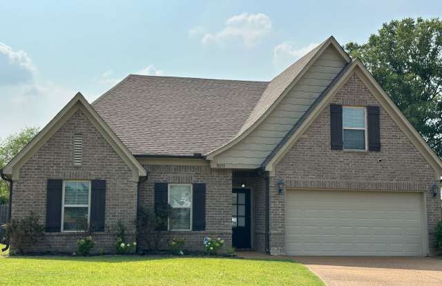 AVAILABLE NOW IN SOUTHAVEN! Spacious 4BR Home with Bonus Room & Fenced Yard photos photos AVAILABLE NOW IN SOUTHAVEN! Spacious 4BR Home with Bonus Room & Fenced Yard photos photos