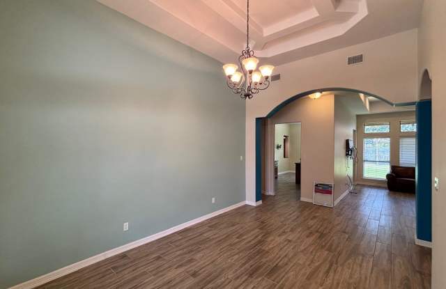 2304 Brazos Avenue Gallery 2