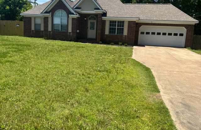 Beautiful 3 Bedroom, 2 Bathroom home located in the heart of Munford! photos photos