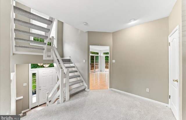 400 WOODED Way Gallery 2