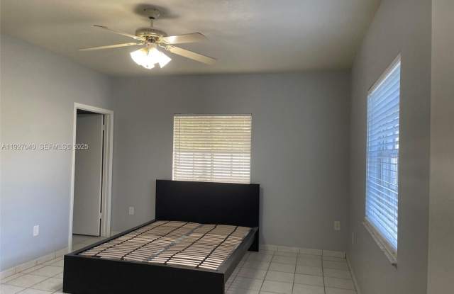 13830 SW 73rd St - 13830 Southwest 73rd Street, Kendale Lakes, FL 33183