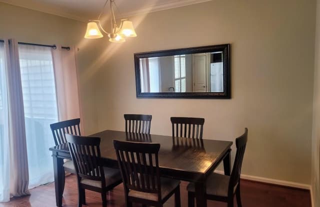 45954 IRON OAK Terrace Gallery 4