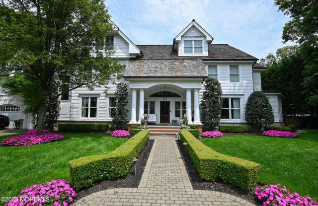11 Red Oak Drive Gallery 2