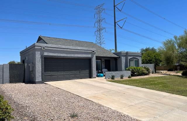 1260 East Divot Drive Gallery 2