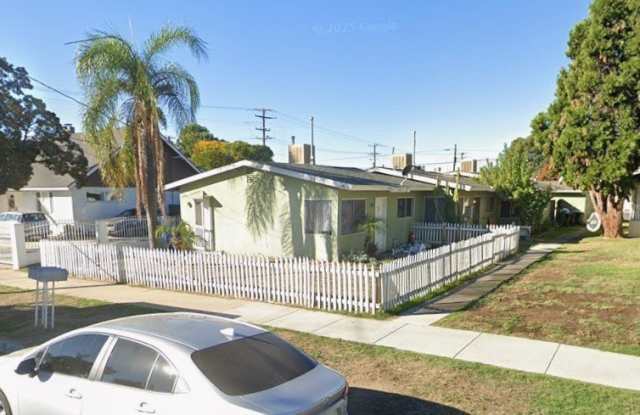 106 N Date photos photos