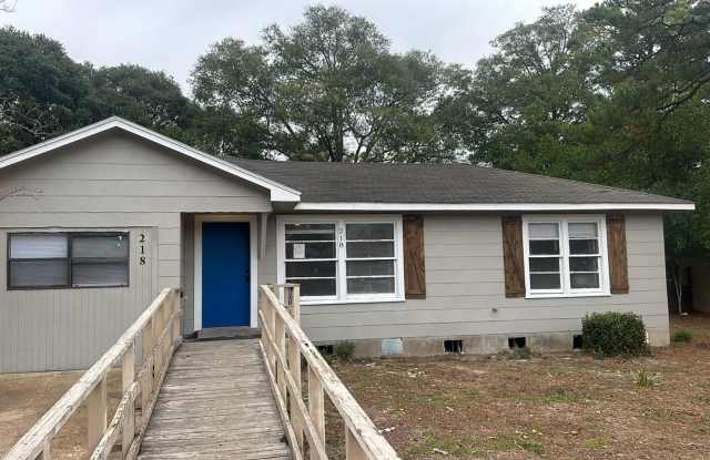 218 Morris - 218 East Morris Street, Jasper, TX 75951