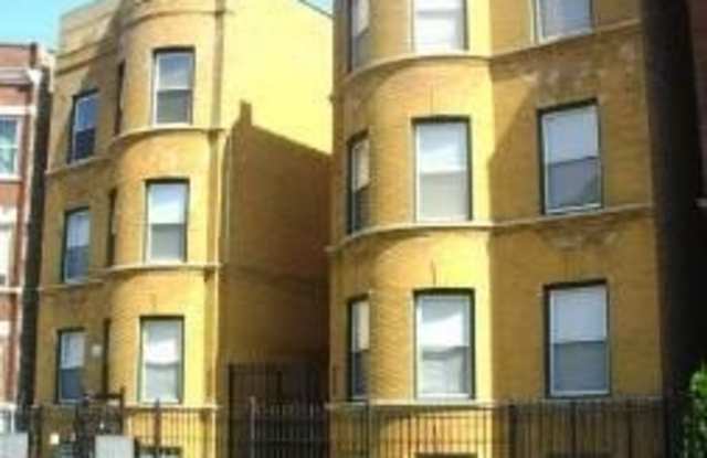 5735 S CALUMET Avenue photos photos
