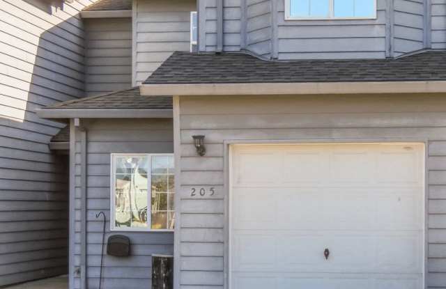 3 Bedroom Plus Office Available in Gaston Available August *** photos photos