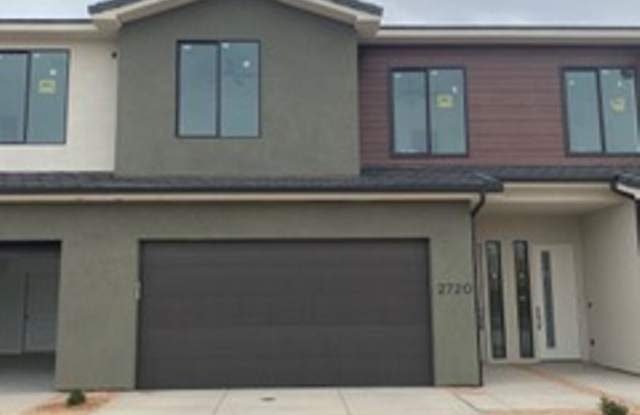 Beautiful like Brand New 3 Bedroom, 2.5 BathroomTownhome in Washington Fields! photos photos