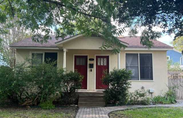 Two Bedroom Remodel in Rosedale Neighborhood - 4414 Bellvue Avenue, Austin, TX 78756