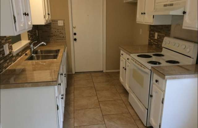 4914 GREY HAWK DR Gallery 3