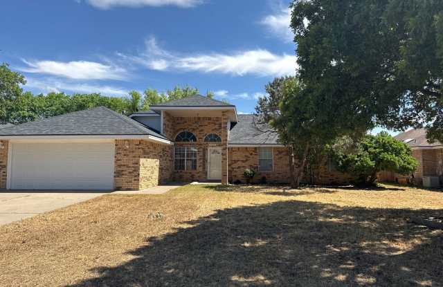 beautiful 4-bedroom, 2-bath Home available for rent NOW! photos photos