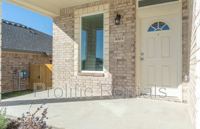 5003 Rose Garden Loop - 1 Gallery 3