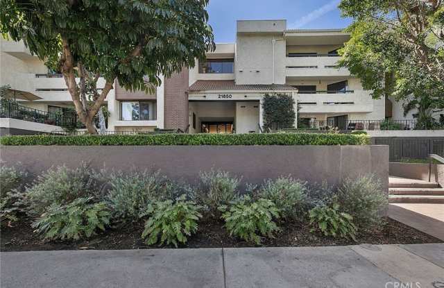 21650 Burbank Boulevard photos photos