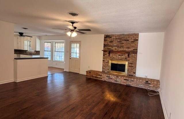 3214 Golf Course Rd Gallery 2