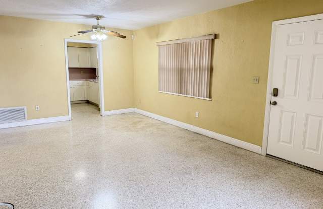 3612 Nw 5th St - 3612 Northwest 5th Street, Miami, FL 33125