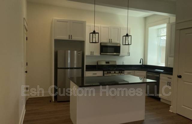 27 West Ferdinand Street - 2 photos photos