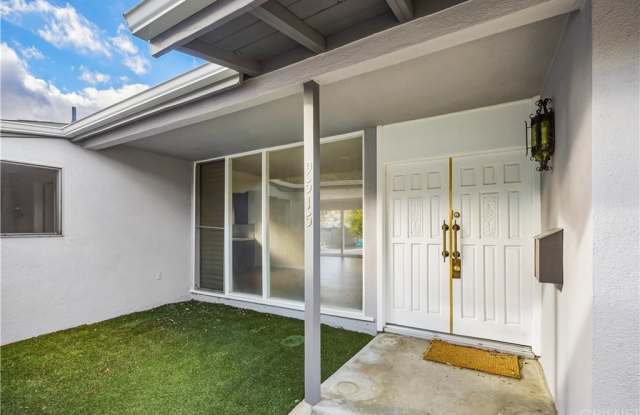 9515 Crystal View Drive Gallery 4
