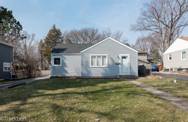 4334 Washington Street - 4334 Washington Street, Downers Grove, IL 60515