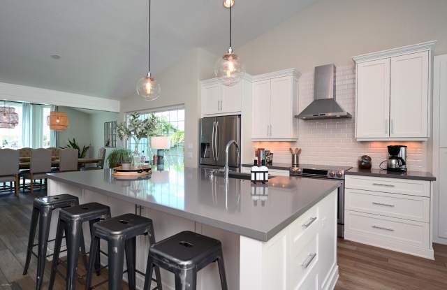 3902 E WALTANN Lane - 3902 East Waltann Lane, Phoenix, AZ 85032