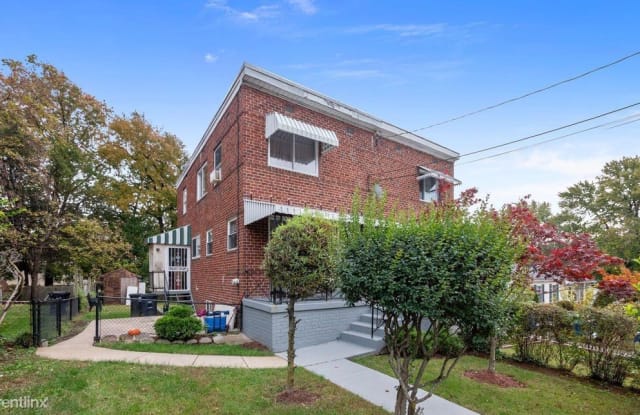 5221 59th Ave - 5221 59th Avenue, East Riverdale, MD 20737