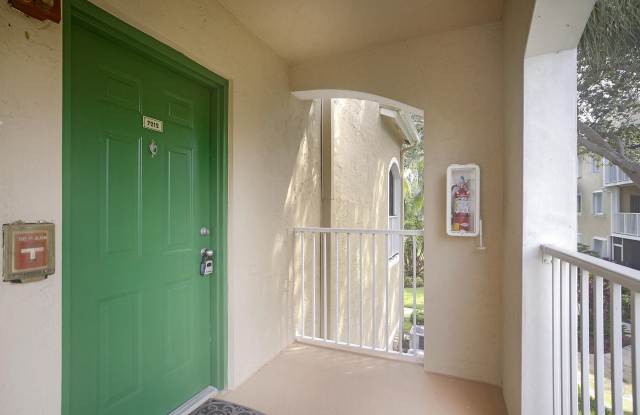 272 VILLAGE Boulevard Gallery 3